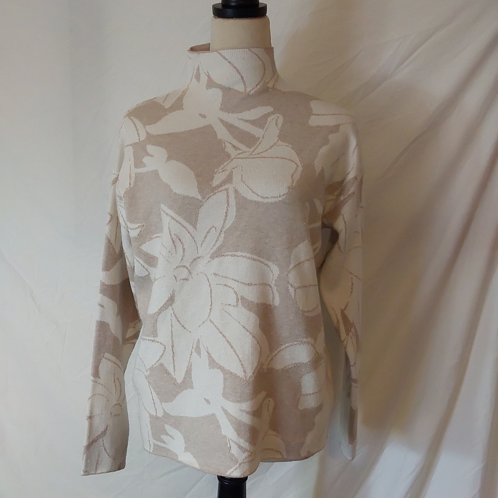 Floral Beige Turtleneck Sweater Size Small/Medium